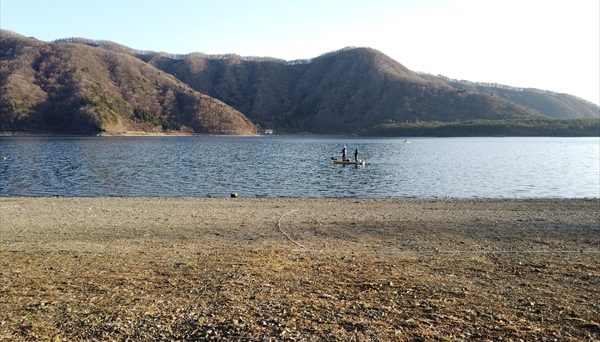 西湖 自由キャンプ場